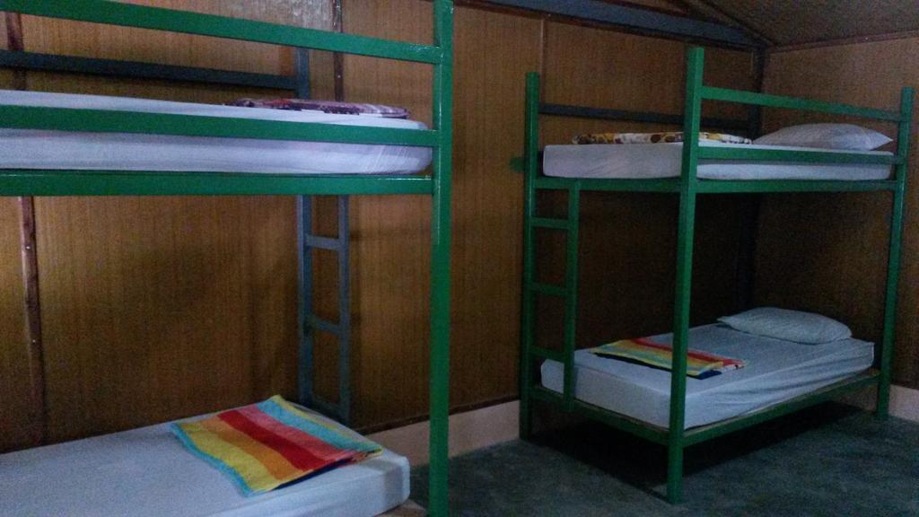 Chill Chill Long Beach Hostel Ko Lanta Buitenkant foto