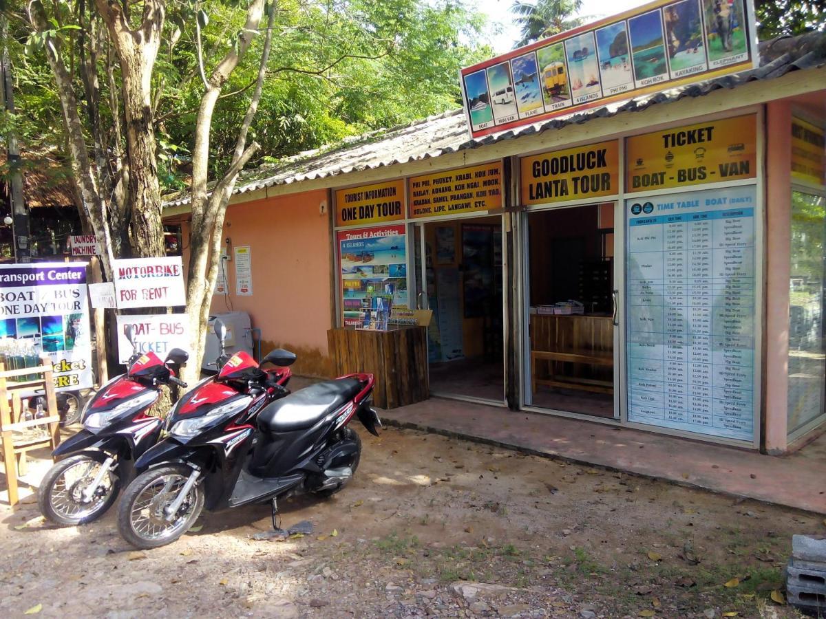 Chill Chill Long Beach Hostel Ko Lanta Buitenkant foto