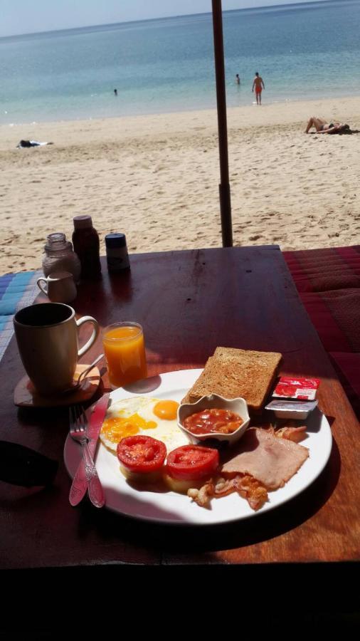 Chill Chill Long Beach Hostel Ko Lanta Buitenkant foto